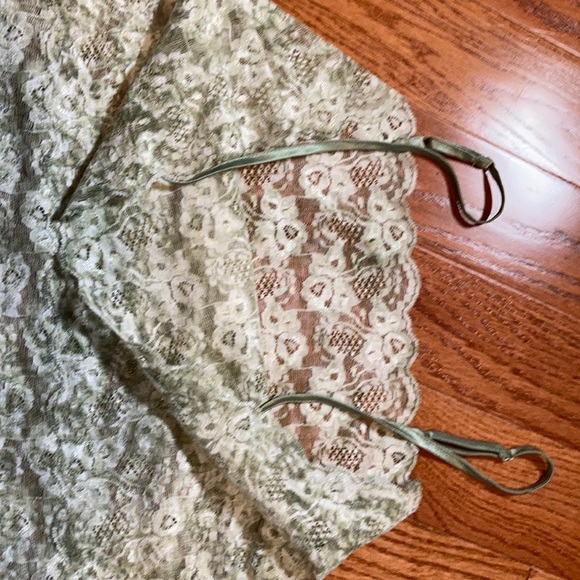 Green lace band camisole top w/ satin straps 90s - Picture 3 of 7
